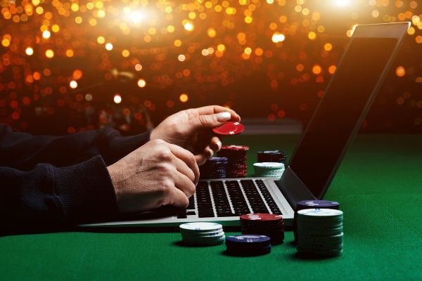 Lightning Baccarat dealer table with live-camera feed